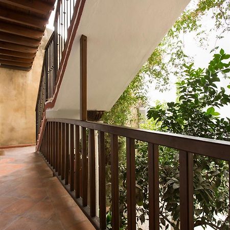 Apartamento Puerta Elvira Centro Free Parking Гранада Экстерьер фото
