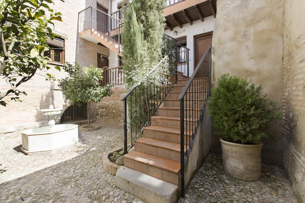 Apartamento Puerta Elvira Centro Free Parking Гранада Экстерьер фото