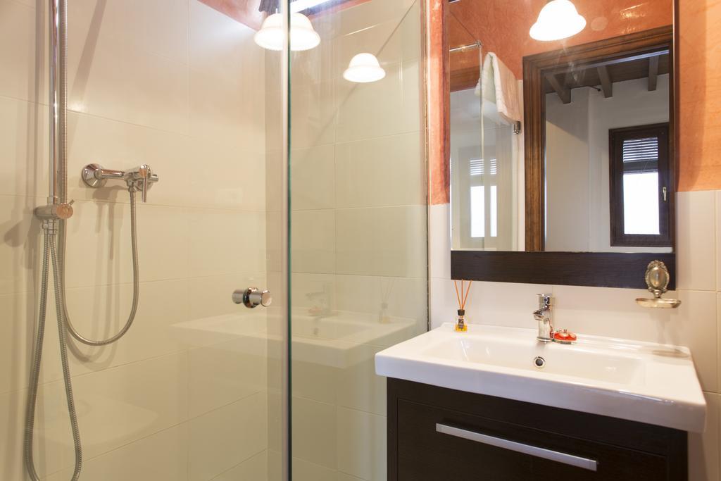 Apartamento Puerta Elvira Centro Free Parking Гранада Экстерьер фото